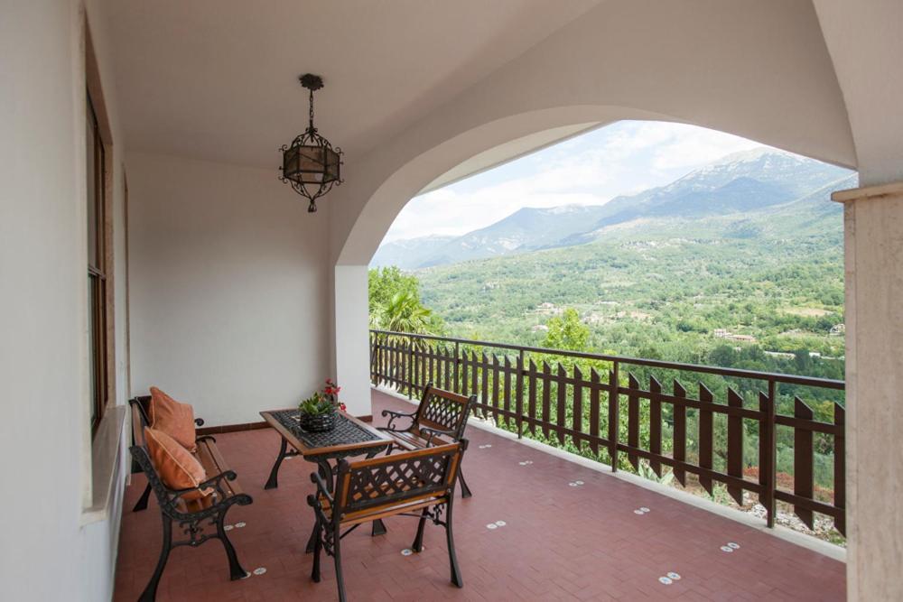 Villa Attilio Balsorano Vecchio Exteriör bild